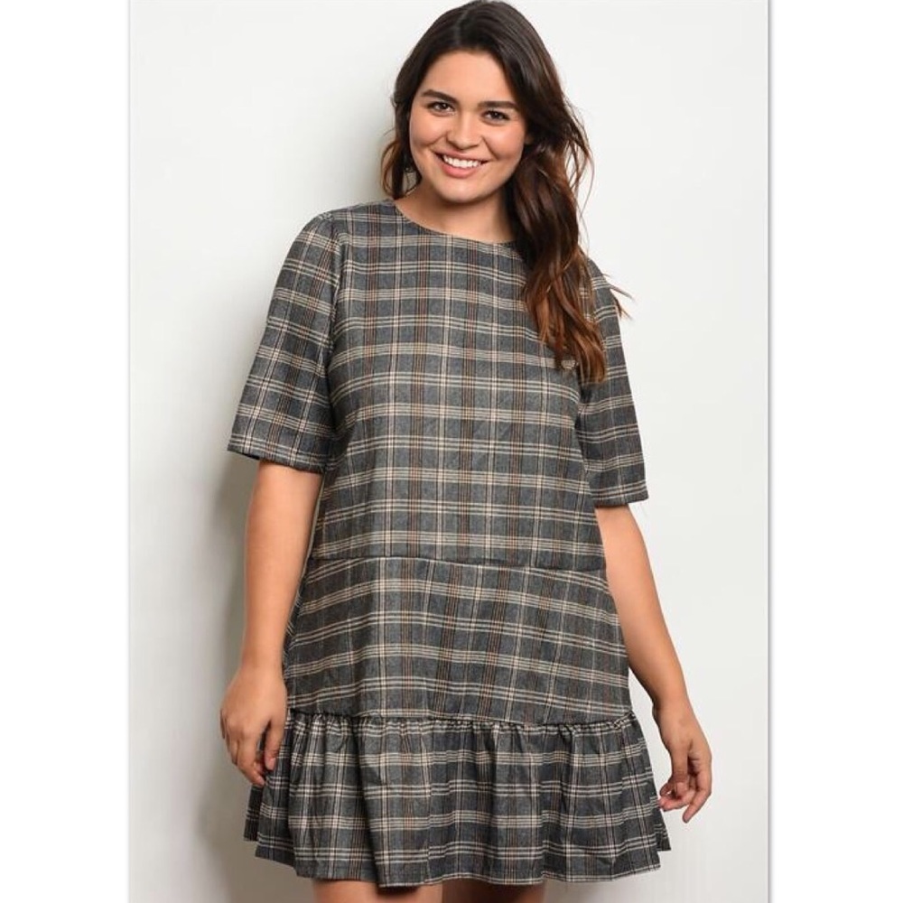 ‘Nearly There’ Grey Plaid Ruffle Dress (CURVY)